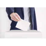 Chiude l’edicola di Panzano e il macellaio Cecchini vende i giornali  insieme alla bistecca